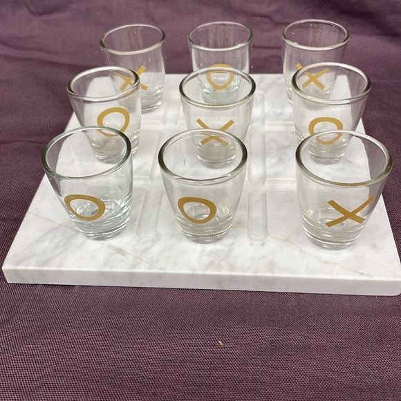 Tic tax toe bar marble shot glass set up 8x8 board + 9 glasses - Picture 2 of 6